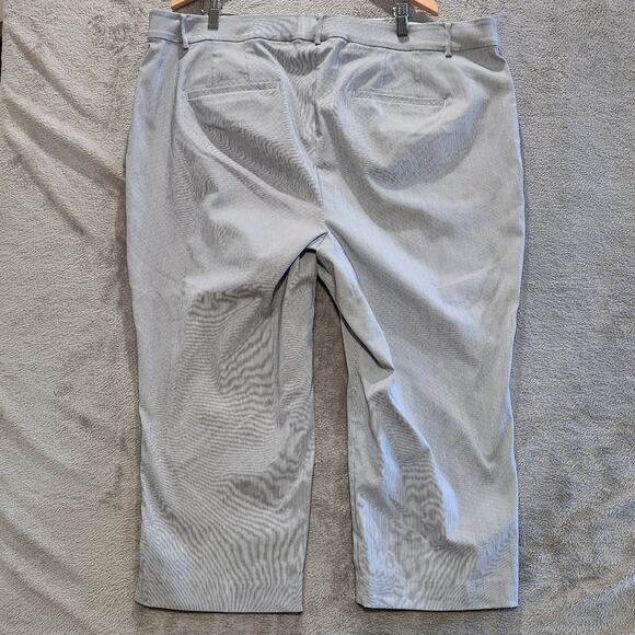 Lane Bryant Black White Striped 4 Season Slim Capri Seersucker Pants Size 26 - Picture 4 of 11